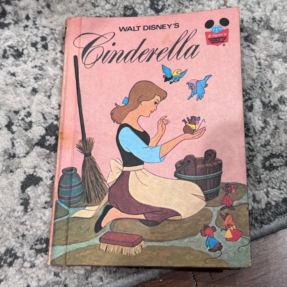 Walt Disney's ‘Cinderella’ part of the Disney's Wonderful World of Reading Books